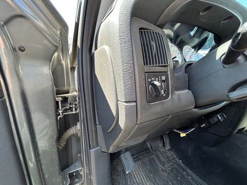 Used 2005 Dodge Ram 2500 Truck SLT w/ Trailer Tow Group image 22