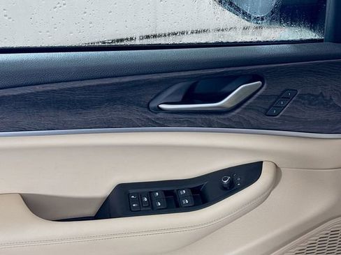 Used 2024 Jeep Grand Cherokee Limited image 18