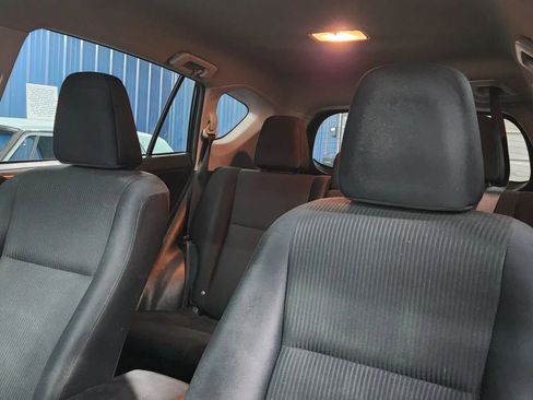 Used 2014 Toyota RAV4 LE image 9