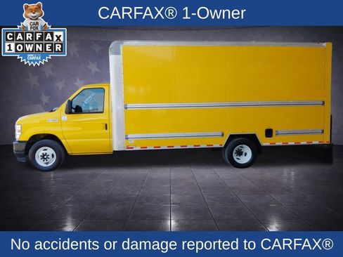 Used 2022 Ford E-350 and Econoline 350 Super Duty RWD image 2