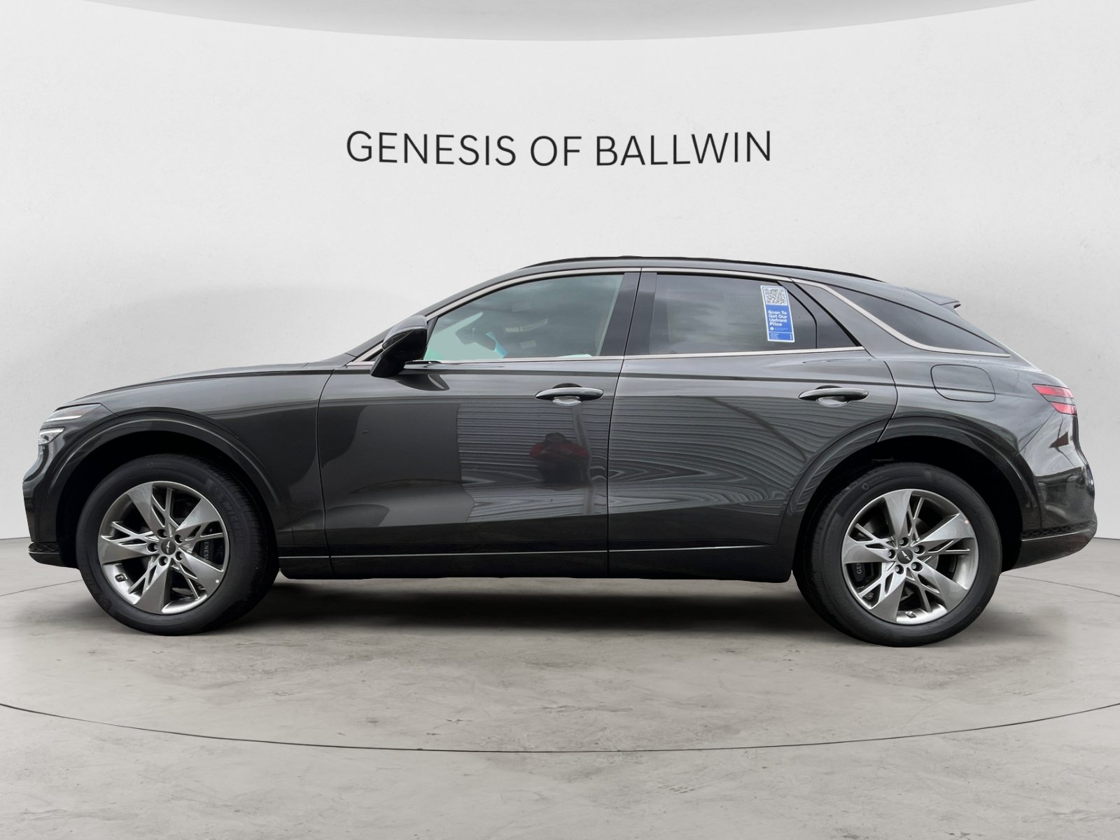 Used 2025 Genesis GV70 3.5T Sport AWD/4WD image 4