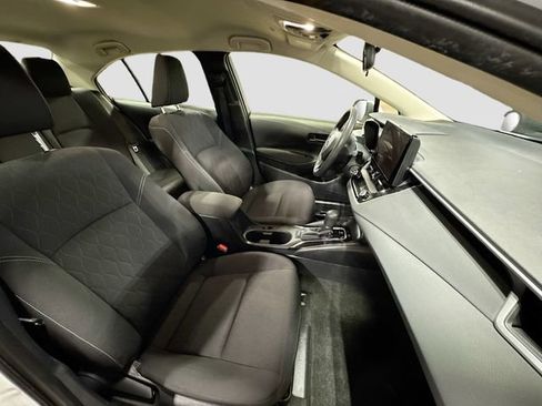 Used 2023 Toyota Corolla LE w/ Carpet Mat Package (TMS) image 27