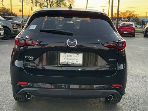 Certified 2025 MAZDA CX-5 AWD 2.5 S w/ Select Package image 7