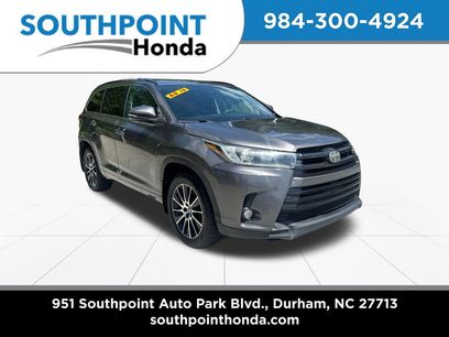 Used 2017 Toyota Highlander SE