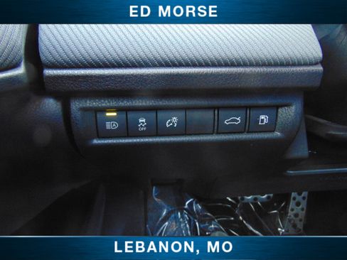 Used 2025 Toyota Camry SE image 20