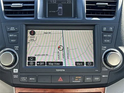 Used 2010 Toyota Highlander Limited image 13