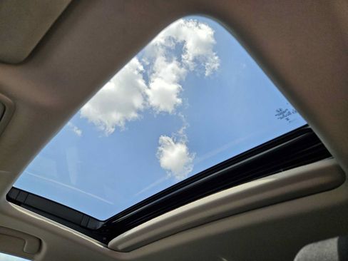 Used 2024 Honda Accord EX image 23