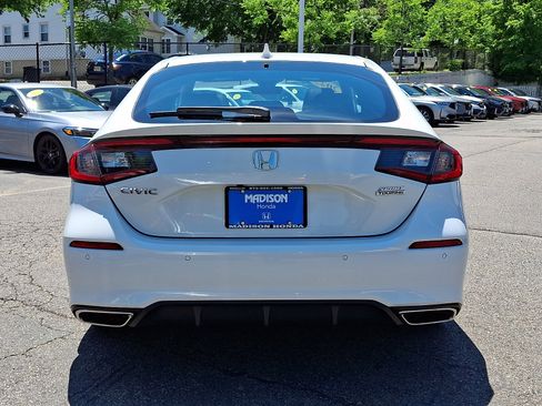 Used 2023 Honda Civic Sport Touring image 5