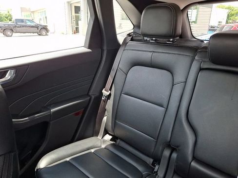 Certified 2022 Ford Escape SEL AWD/4WD image 18