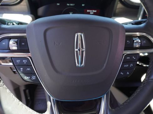 Used 2023 Lincoln Nautilus Reserve w/ Equipment Group 201A AWD/4WD image 18