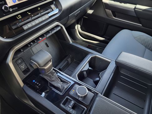 Used 2022 Toyota Tundra SR5 image 25