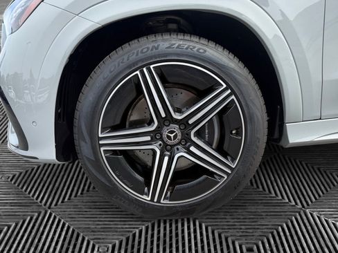 Used 2024 Mercedes-Benz GLE 580 4MATIC image 9