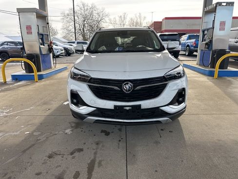 Used 2021 Buick Encore GX Essence w/ Experience Buick Package image 2