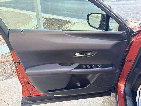 Used 2021 Lexus UX 250h F Sport w/ F Sport Premium Package image 14