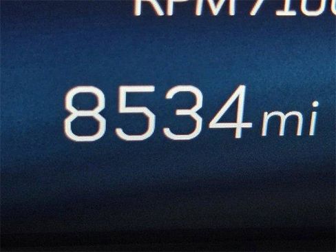 Certified 2025 Cadillac XT4 Premium Luxury image 22