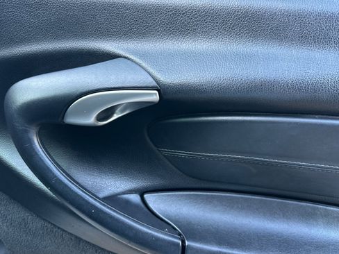 Used 2002 Porsche 911 Carrera 4 image 19