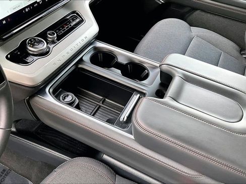 Certified 2025 Ford Expedition Max Active image 16