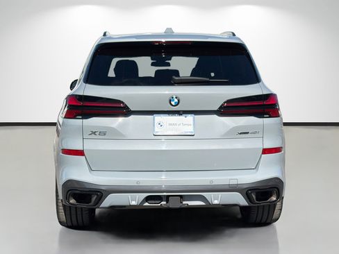 Used 2024 BMW X5 xDrive40i w/ Executive Package AWD/4WD image 4