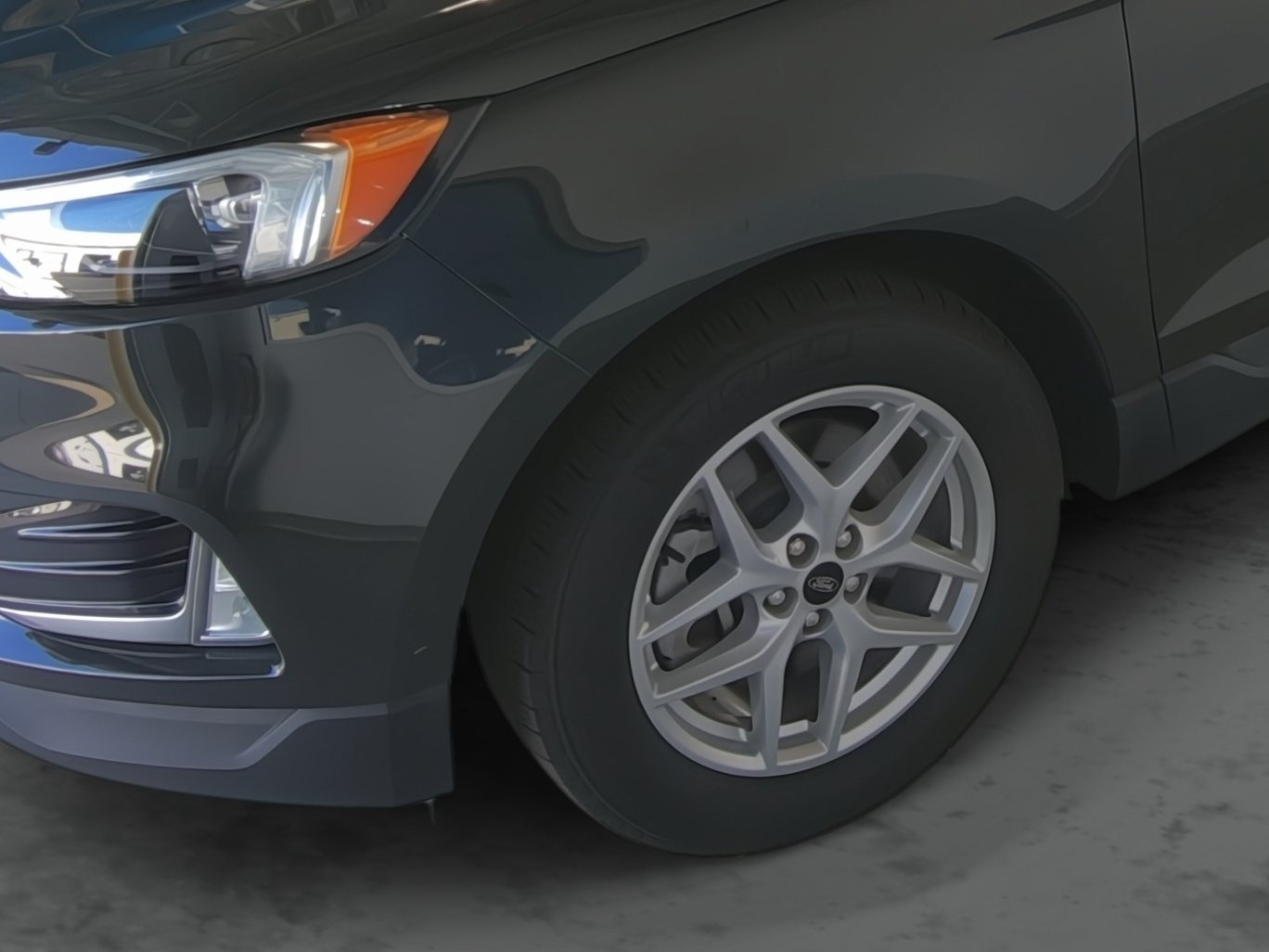Used 2024 Ford Edge SEL w/ Convenience Package AWD/4WD image 7