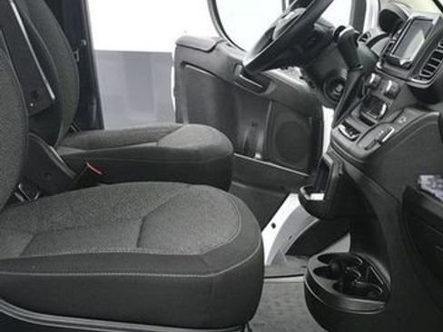 Used 2025 RAM ProMaster 2500 w/ Convenience Group FWD image 10