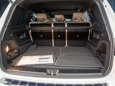 Certified 2026 Mercedes-Benz GLB 250 4MATIC image 33