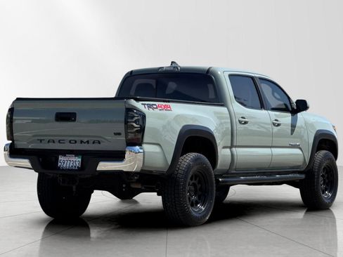 Used 2023 Toyota Tacoma TRD Off-Road w/ Black Out Package (TMS) image 3