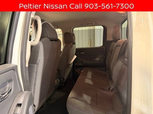 Certified 2024 Nissan Frontier SV w/ SV Convenience Package RWD image 15
