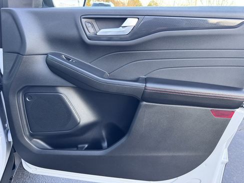 Used 2025 Ford Escape ST-Line Select image 23