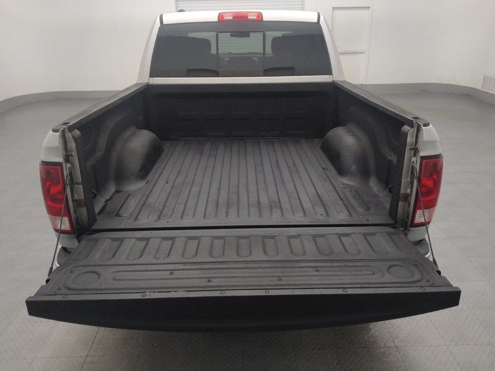 Used 2014 RAM 1500 Classic SLT RWD image 29