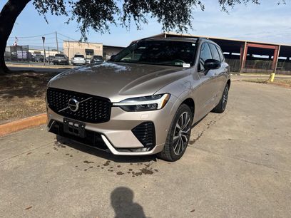 Used 2023 Volvo XC60 B5 Ultimate w/ Climate Package