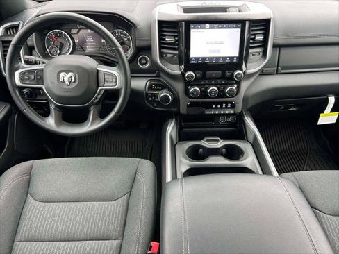 Certified 2022 RAM 1500 Big Horn AWD/4WD image 2