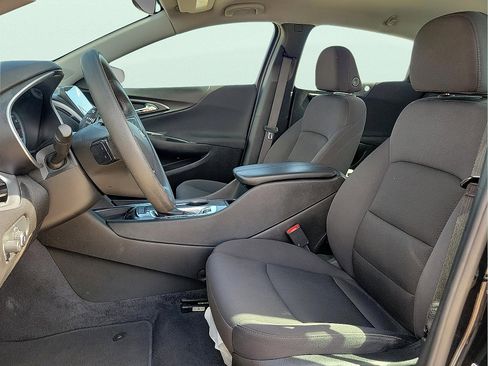 Used 2023 Chevrolet Malibu LT image 12