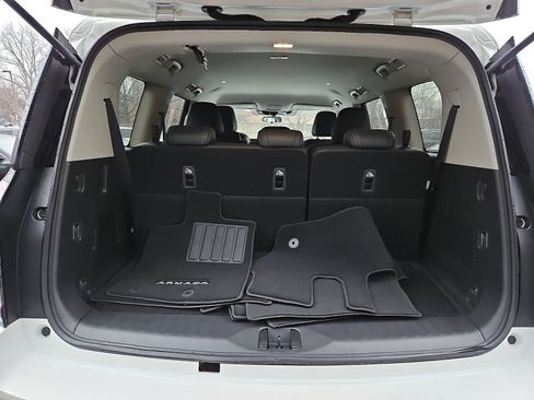 Certified 2025 Nissan Armada SV image 28