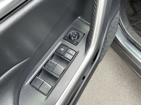 Certified 2024 Toyota RAV4 SE AWD/4WD image 11