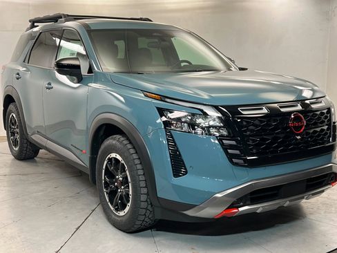 New 2026 Nissan Pathfinder Rock Creek AWD/4WD image 7