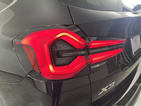 Certified 2024 BMW X3 xDrive30i w/ Premium Package w/ZPA image 27