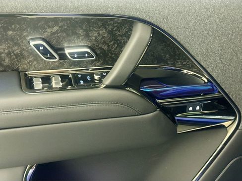 New 2026 Land Rover Range Rover Sport Autobiography AWD/4WD image 17