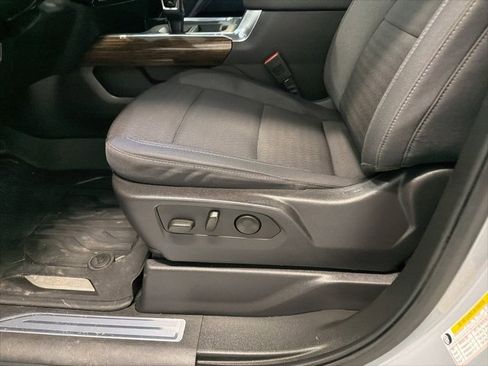Used 2024 GMC Sierra 1500 Elevation w/ Preferred Package image 15