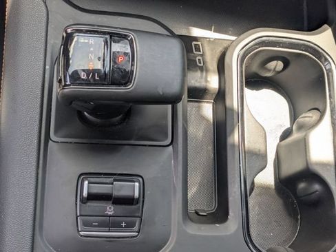 Used 2023 GMC Sierra 1500 AT4 AWD/4WD image 21