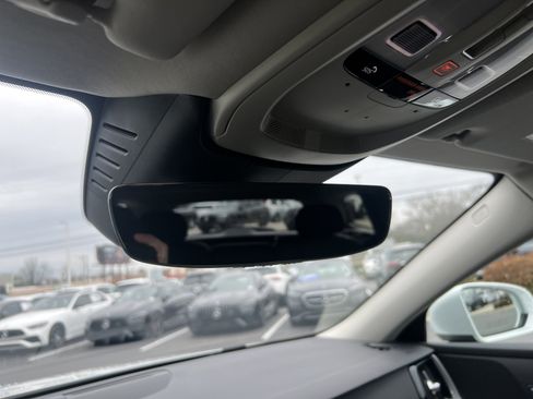 Used 2023 Volvo V60 B5 Cross Country Plus w/ Climate Package image 27