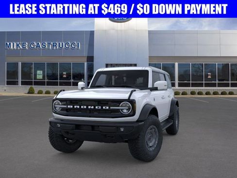 New 2025 Ford Bronco Outer Banks w/ Sasquatch Package image 2