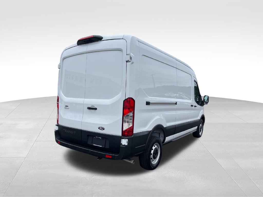 New 2027 Ford Transit 250 148 Medium Roof RWD image 5