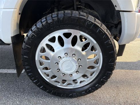 Used 2019 Ford F450 Platinum w/ Platinum Ultimate Package AWD/4WD image 8