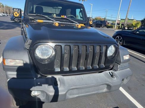 Used 2020 Jeep Wrangler Sport S image 9