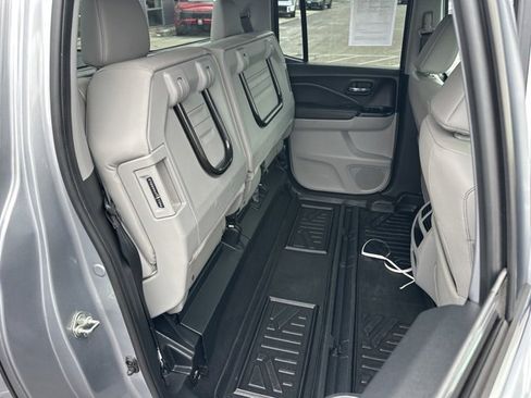 Used 2017 Honda Ridgeline RTL-T image 40