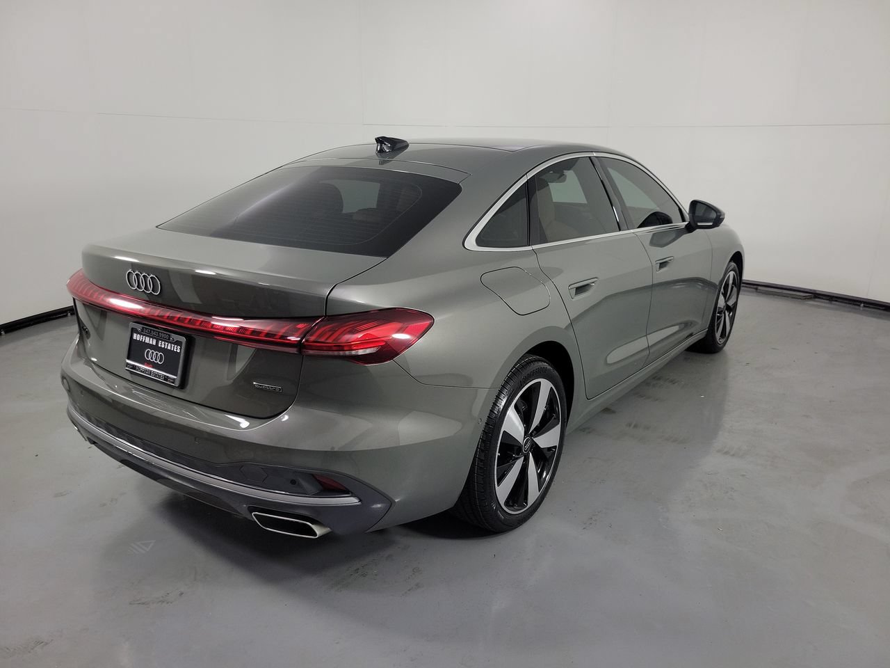 Used 2025 Audi A5 Premium Plus w/ Premium Plus AWD/4WD image 7