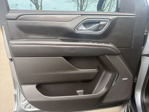 Used 2021 Chevrolet Tahoe RST w/ Luxury Package image 11