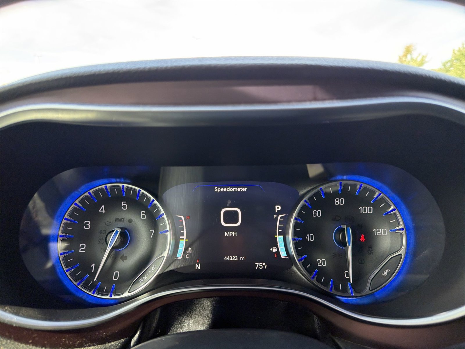 Used 2020 Chrysler Pacifica Limited FWD image 16