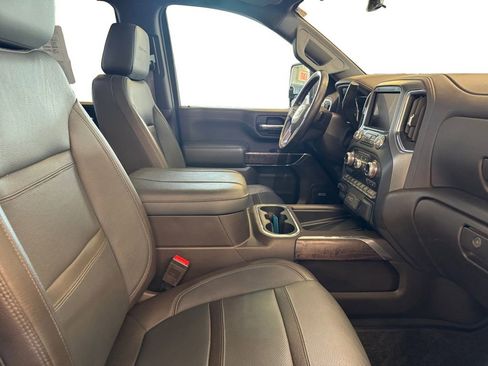 Used 2023 GMC Sierra 2500 Denali w/ Denali Ultimate Package AWD/4WD image 17