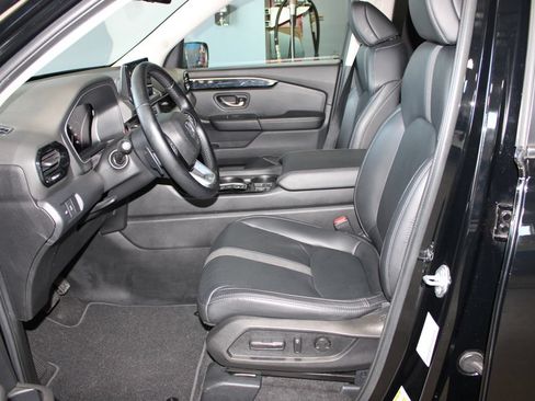 Used 2023 Honda Pilot EX-L image 8